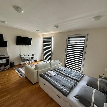 פראג Cozy Apartment מראה חיצוני תמונה